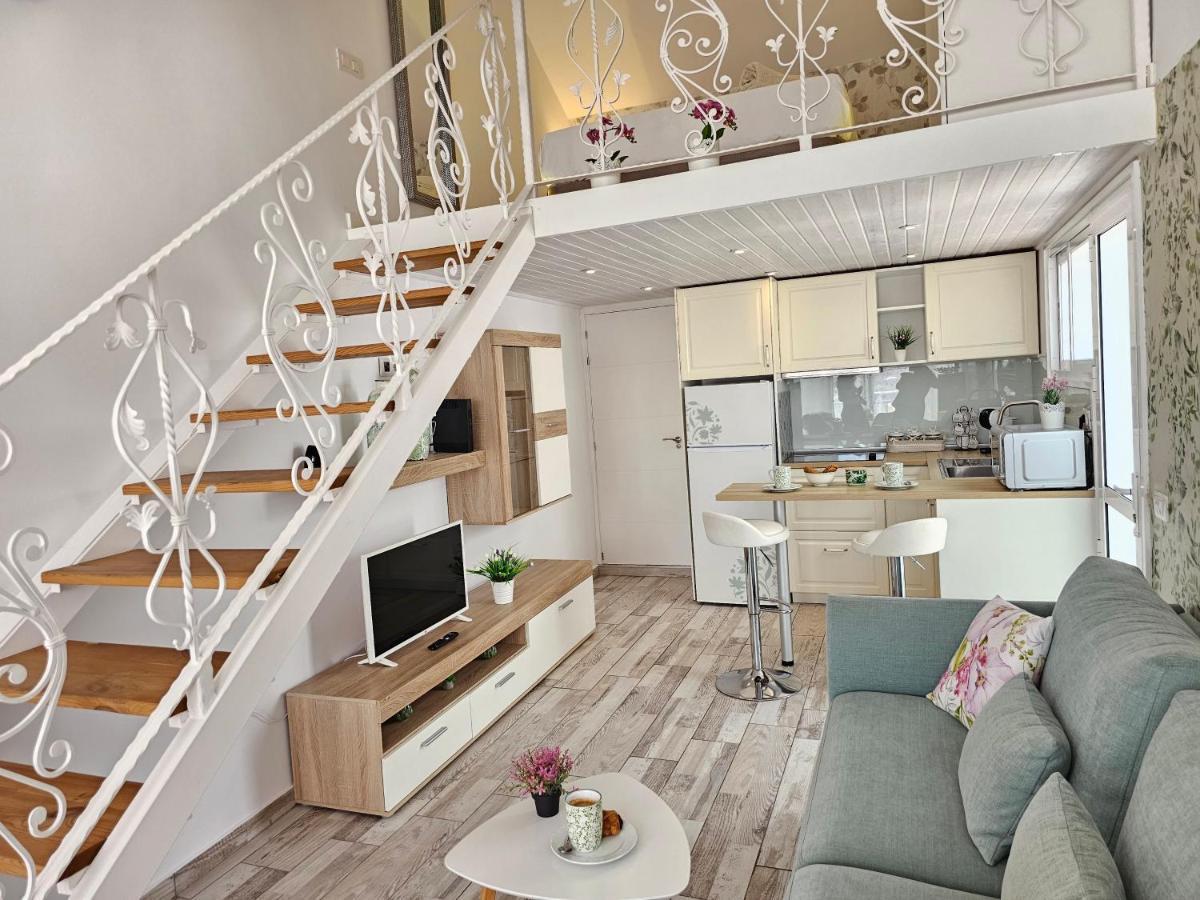 New Loft Sweet Holidays, Playa De Los Cristianos 洛斯克里斯蒂亚诺斯 外观 照片