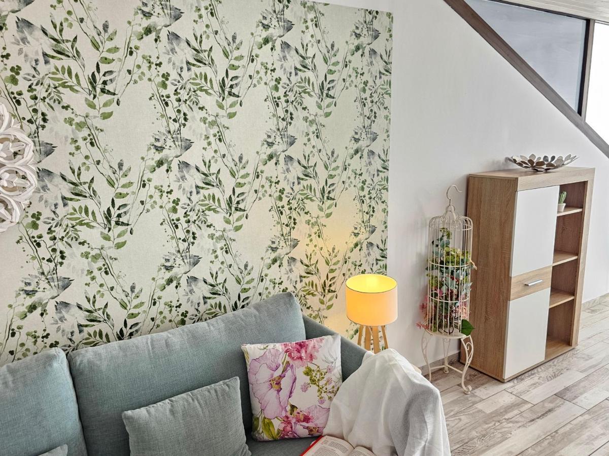 New Loft Sweet Holidays, Playa De Los Cristianos 洛斯克里斯蒂亚诺斯 外观 照片