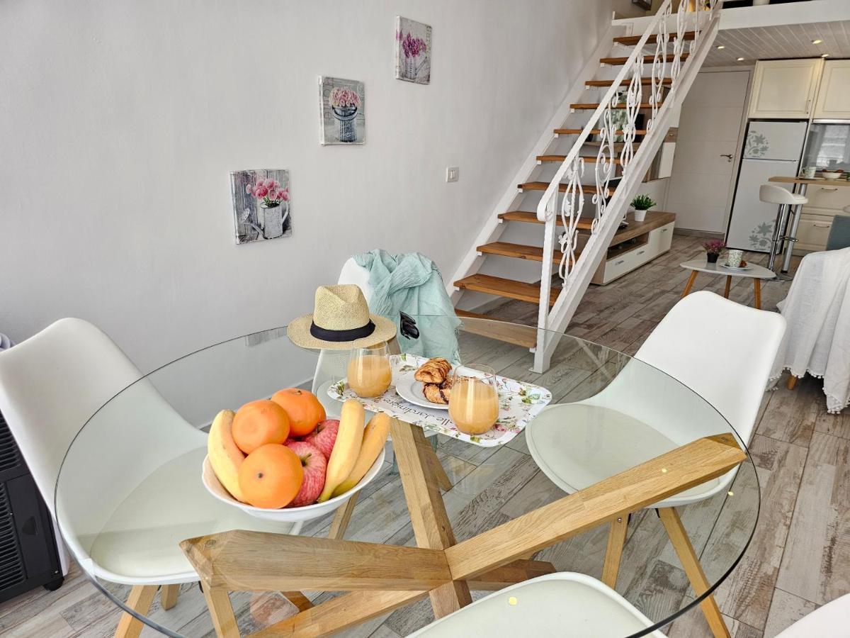 New Loft Sweet Holidays, Playa De Los Cristianos 洛斯克里斯蒂亚诺斯 外观 照片