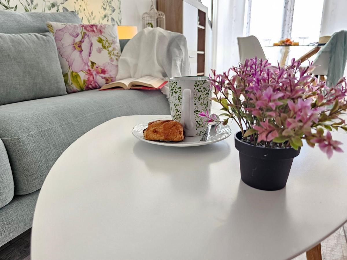 New Loft Sweet Holidays, Playa De Los Cristianos 洛斯克里斯蒂亚诺斯 外观 照片