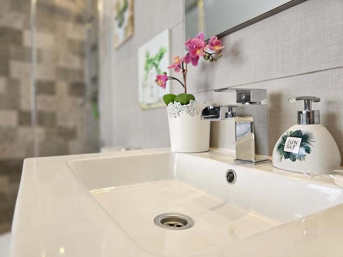 New Loft Sweet Holidays, Playa De Los Cristianos 洛斯克里斯蒂亚诺斯 外观 照片